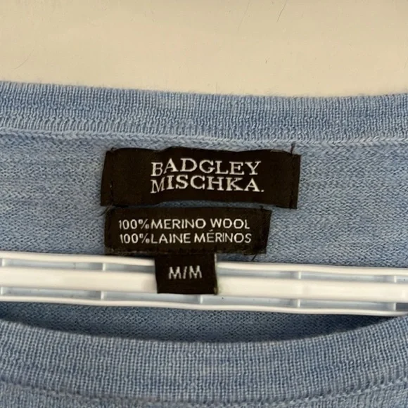 Badgley Mischka 100% Merino wool light blue sweater size medium - Picture 2 of 4